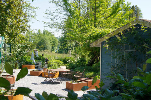 Gartenhaus selber bauen ▷ Beispiele  Materialien & Kosten im Überblick