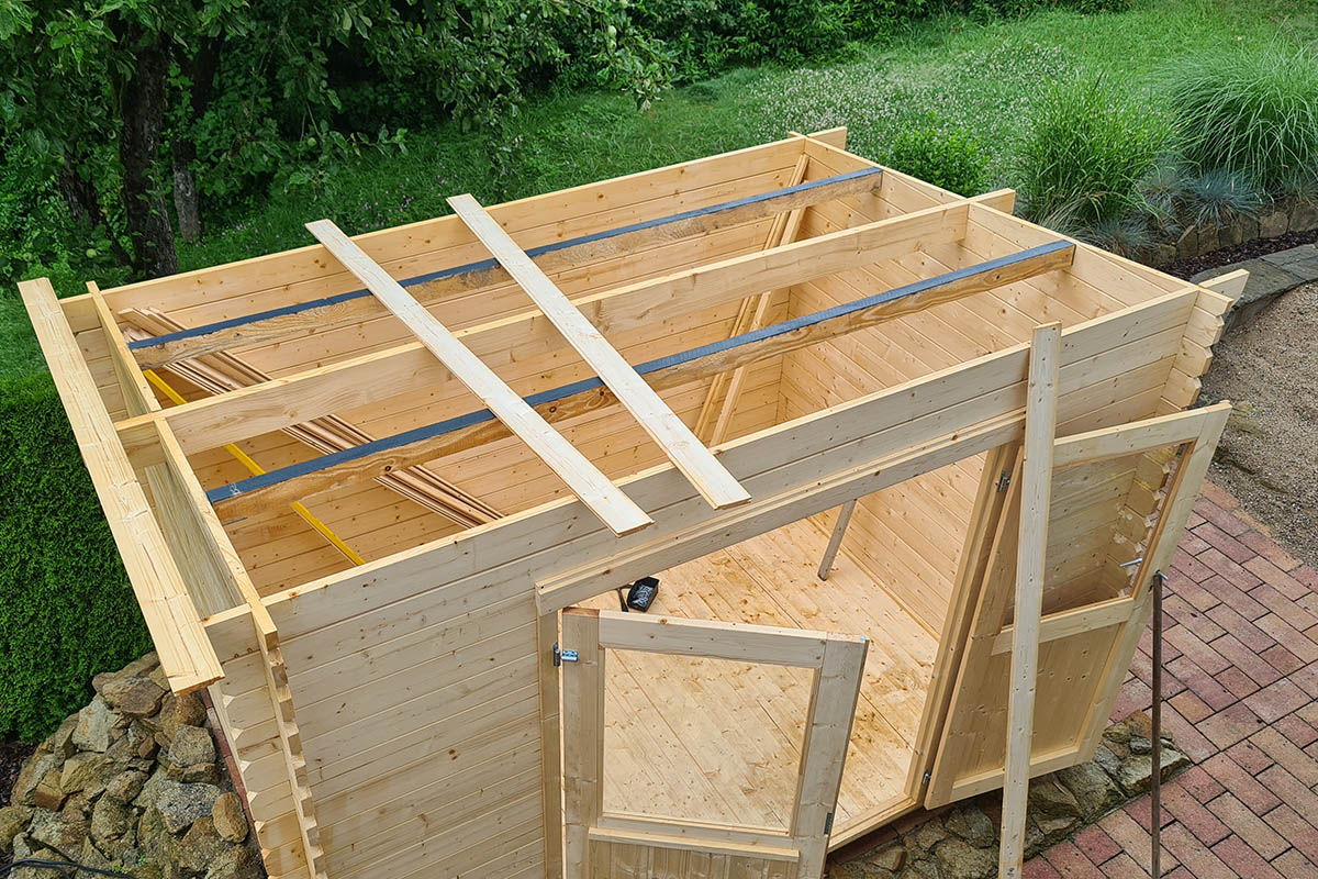 Gartenhaus Dach bauen