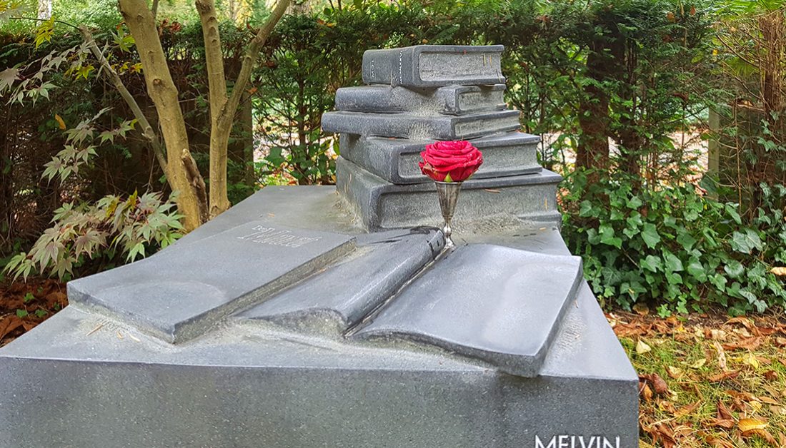 Melvin Jonah Lasky - Grab mit Grabstein des amerikanischen Publizisten und Herausgeber der antikommunistischen Zeitschrift 