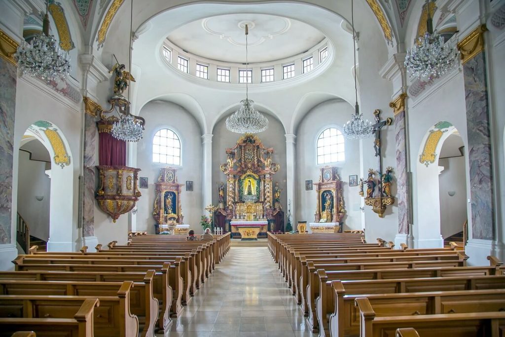 Himmelfahrts-Gottesdienst in einer katholischen Kirche