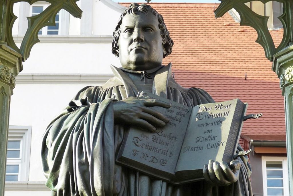 Reformationstag am 31. Oktober neben Christi Himmelfahrt als Feiertag in Bremen