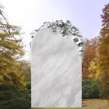 Doppelgrabstein aus Marmor aus Naturstein & Grabstein mit Rosenblüten