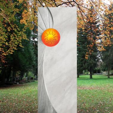 Günstiger Grabstein aus Marmor & Heller Grabstein mit Glaselement Sonne Solaris
