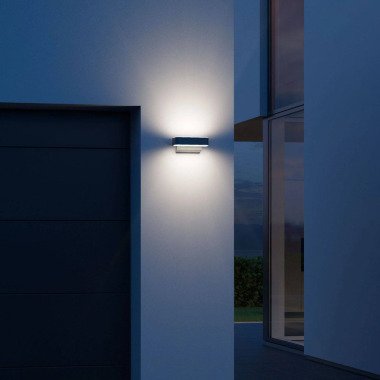 LED-Außenwandleuchte mit Bewegungssensor