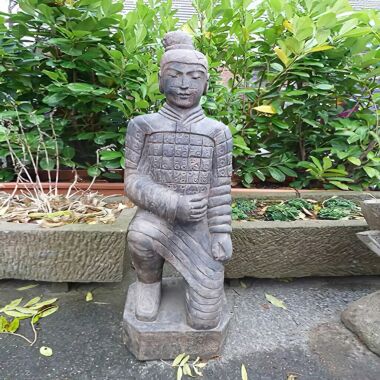 Wertvolle Statue Chinesischer Krieger / 60 cm