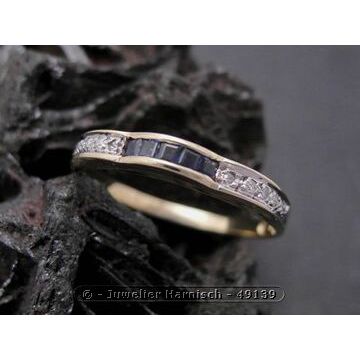 Bicolor-Ring aus Gold 333 & Gold Ring edel Gold 333 bicolor Safir + Zirkonia