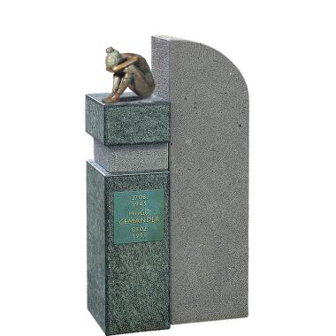 Urnengrabstein mit Statue & Grabstein Urnengrab mit trauernder Figur in