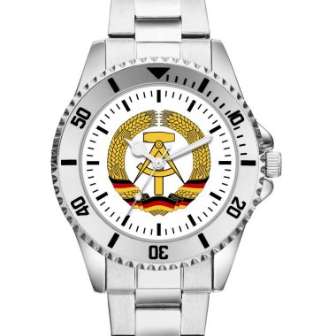 DDR Armbanduhr mit Metallarmband