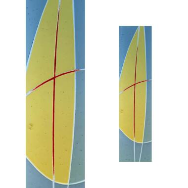 Glasstele mit kunstvollem Kreuzdesign Glasstele S-152 / 17x100cm (BxH)