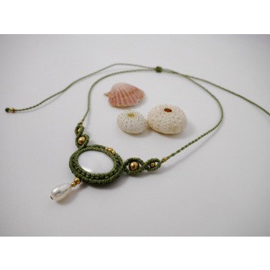 Perlenkette aus Messing & Makramee Halskette Wasser Nymphen Amulett Mit