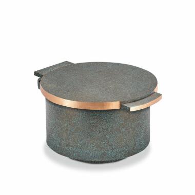 Runde Schale mit Deckel für Weihwasser aus Aluminium oder Bronze Gaja / Bronze
