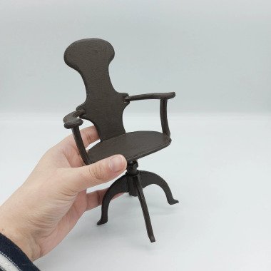 Miniatur Handgemachter Bürostuhl Im Maßstab