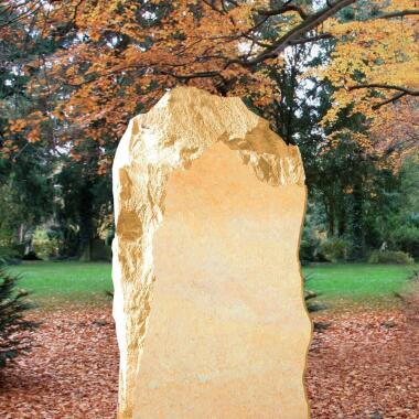 Familiengrabstein schlicht Felsen Sandstein Savona