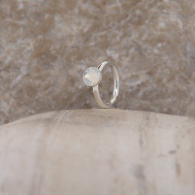 Cz Opal Tragus Ring Silber Auch Als Knorpel Hoop, Helix, Conch, Nasenring