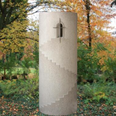 Kleiner Gedenkstein Urnengrab Naturstein Treppe