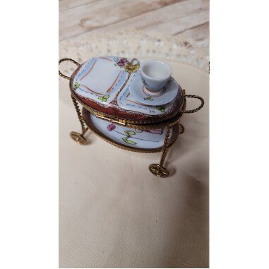 Sammlerstücke Limoges France Teewagen Trinket Box