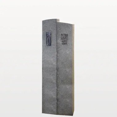 Schlanker Granit Grabstein / grau für ein Einzelgrab mit Lebensbaum Ornament