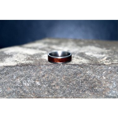 Titan Mahagoni Bentwood Ring
