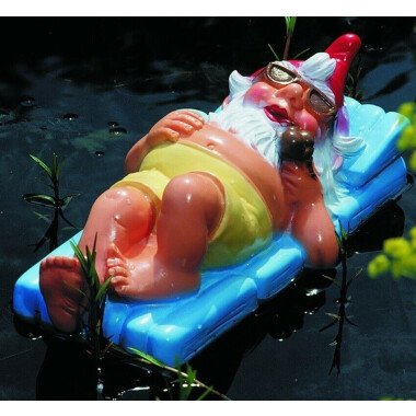 Gartenzwerg Urlauber mit Pfeiffe schwimmend Figur Zwerg L 37cm Gartenfigur