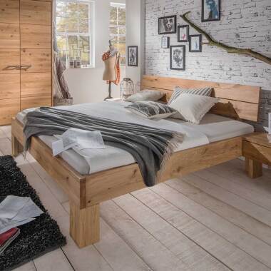 Wildeiche Holz Bett in modernem Design 24