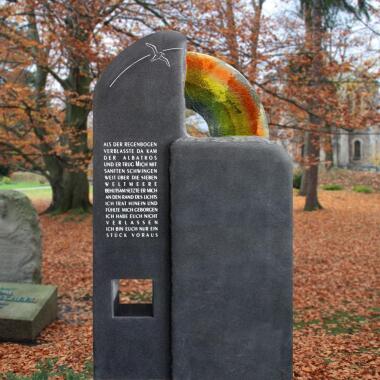 Doppelgrabstein mit Glas & Denkmal Grab mit Vogel & buntem Glas Piana