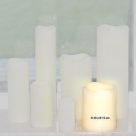 LED-Kerze H 20 x D 15 cm inkl. Fernbedienung