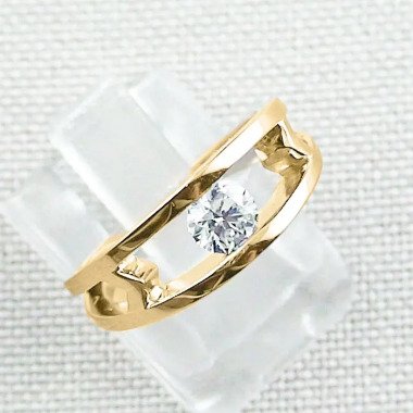 Konfigurator Verlobungsring aus Gold mit echtem Diamant