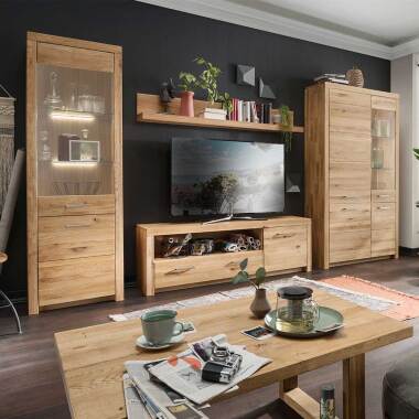 Wohnzimmerwand modern aus Wildeiche Massivholz