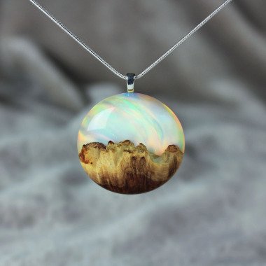 Holzschmuck in Weiß & Weißer Opal Anhänger, Weiße Halskette, Holz Jahrestag