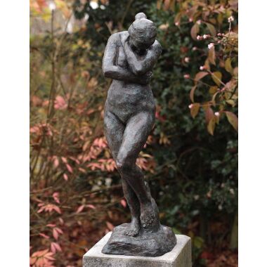 Bronzefigur Frau von Rodin