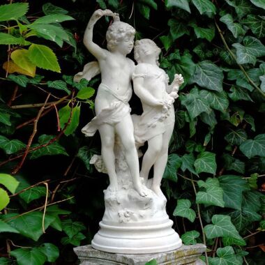Verliebte Kinder Steinguss Deko Skulptur