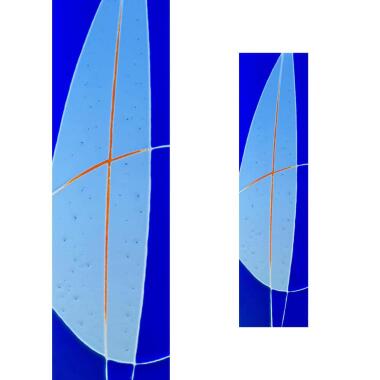 Glasstele mit künstlerischem Kreuz Glasstele S-162 / 17x70cm (BxH)