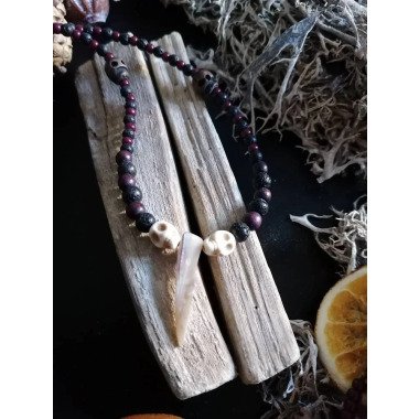 Lange Perlenkette Mit Verschiedenen Materialien /Naturschmuck /Santa Muerte