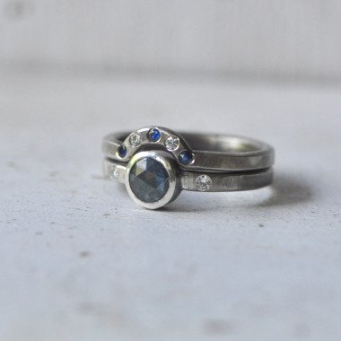 Gold-Verlobungsring aus Silber & Rosenschliff Blauer Saphir Ring, Sterling
