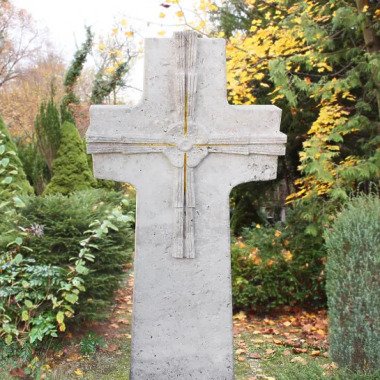 Urnengrabstein mit Kreuz & Urnengrabstein antik Naturstein mit Kreuz Nostalgia