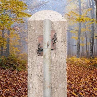 Urnengrabstein aus Kalkstein & Urnengrabmal mit Bronze Ornament Brücke