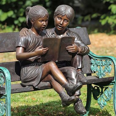 Bronze Gartenplastik Kinder mit Bank Sahra & Janis