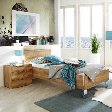 Betten in Holzoptik Plankeneiche in modernem