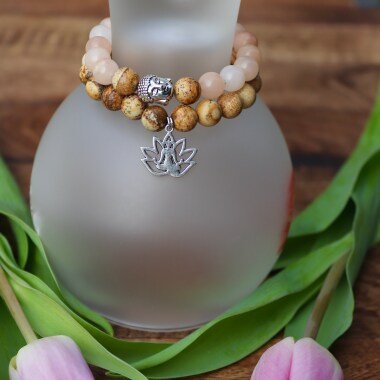 Armband-Set Mit Einem Lotus-Buddha-Anhänger, Einer Buddhaperle Und Perlen