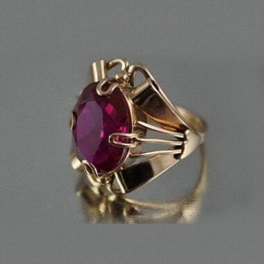 Geometrischer Vintage-Ring aus Roségold für
