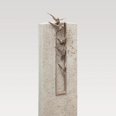 Doppelgrabstein aus Kalkstein mit Bronzeornament Motiv Vögel Volare