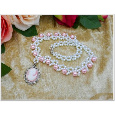 Perlenkette Collier Handgefädelt Mit Weißen Und Rosafarbenen Glänzenden