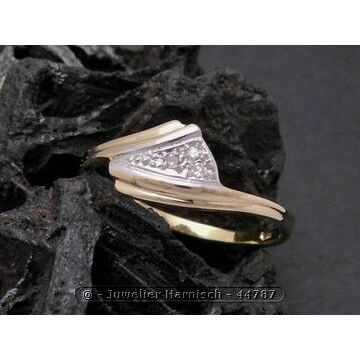 Gold Ring filigran Gold 333 bicolor Diamant Goldring Gr. 50,