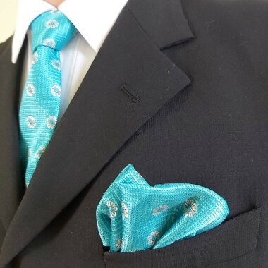 Handgefertigte Satin Krawatte Mit Einstecktuch
