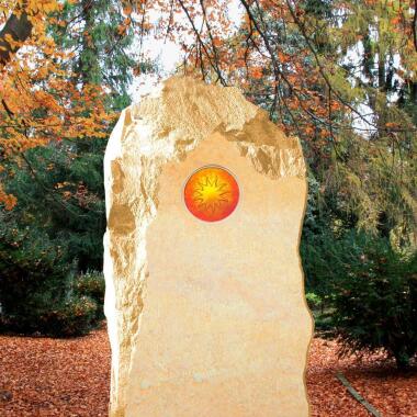 Ausgefallener Grabstein mit Sonne & Felsen Grabstein mit Glas Sonne hell
