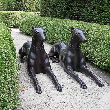 Große Bronze Hundefiguren für den Garten Endy & Easgan