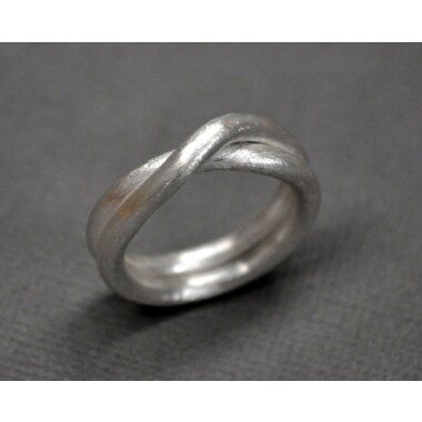 Liebesschmuck aus Sterlingsilber & Herren Infinity Ring. Sterling Silber.