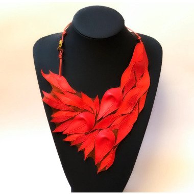 Rote Statement Leder Halskette, Long Fashion Collier, Sommer Damen Schmuck