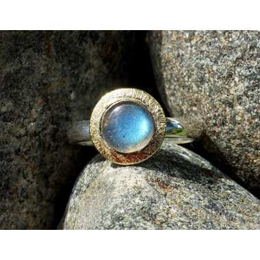 Labradorit-Ring aus Metall & Labradorit Ring, 18Kt, Gold, Silberschiene