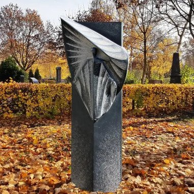 Grabstein für Einzelgrab mit Figur & Grabstein mit Engel Statue Grabengel